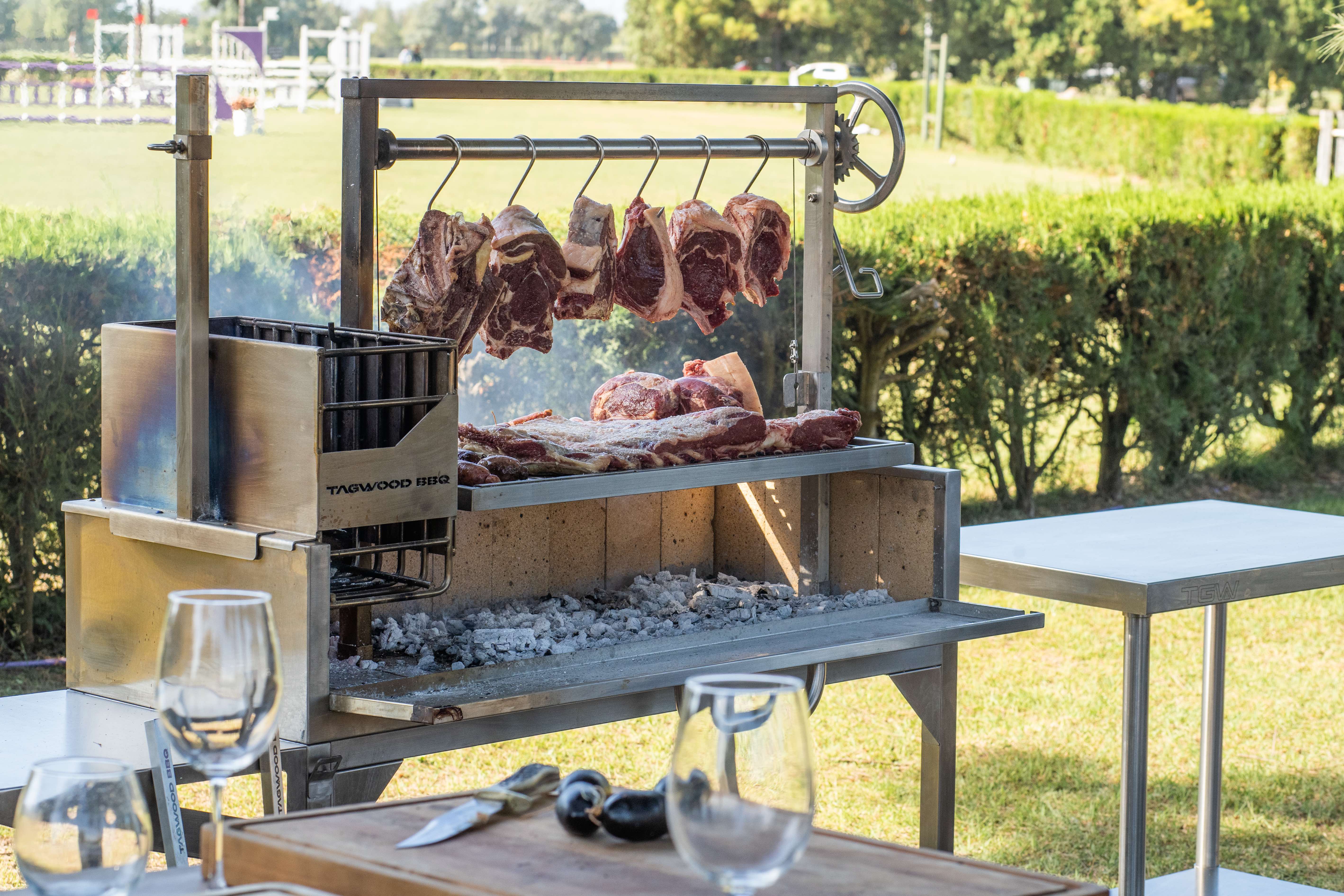 Tagwood BBQ03SS – Argentine Stainless Steel Wood & Charcoal Grill Partially Built