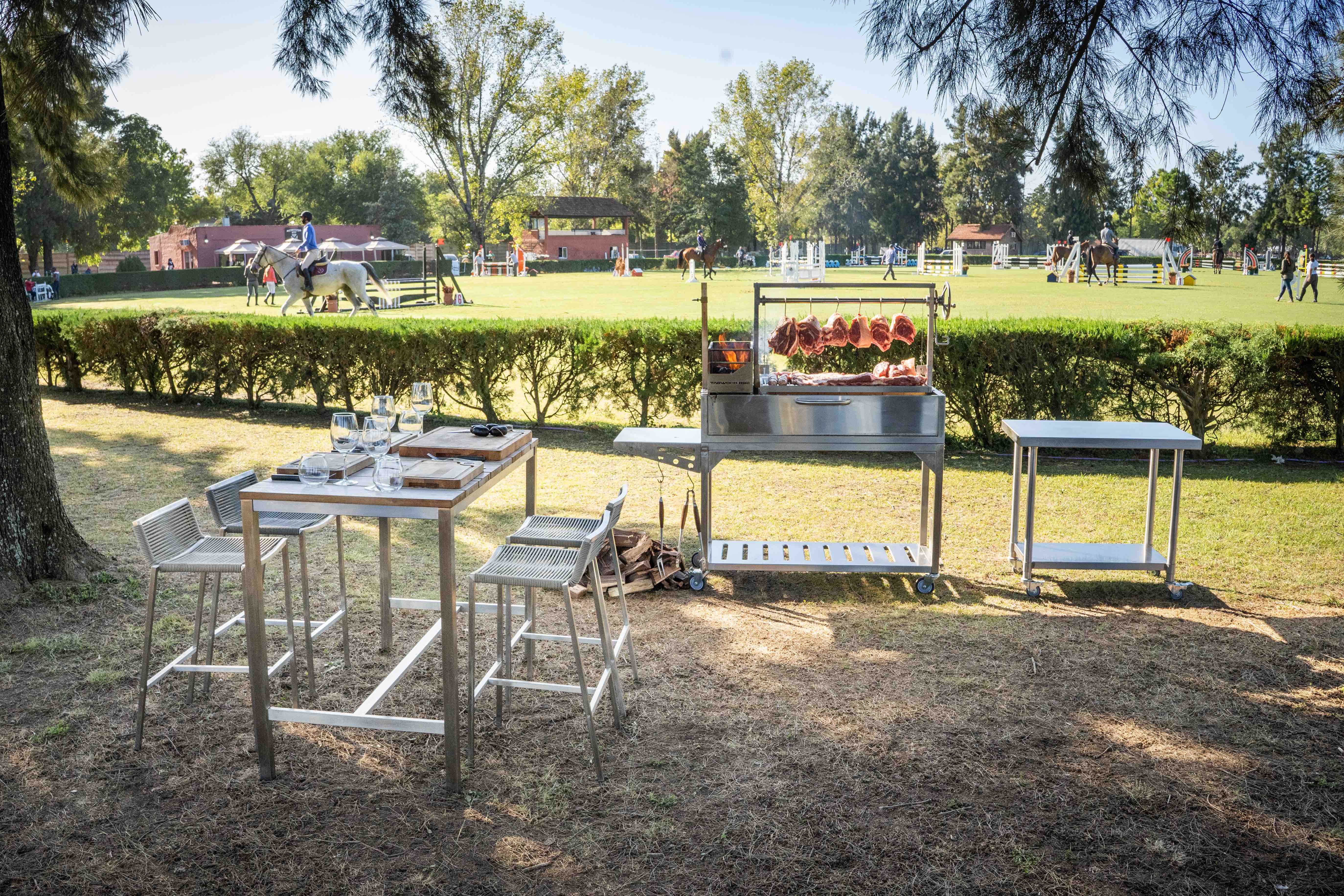 Tagwood BBQ03SS – Argentine Stainless Steel Wood & Charcoal Grill Partially Built
