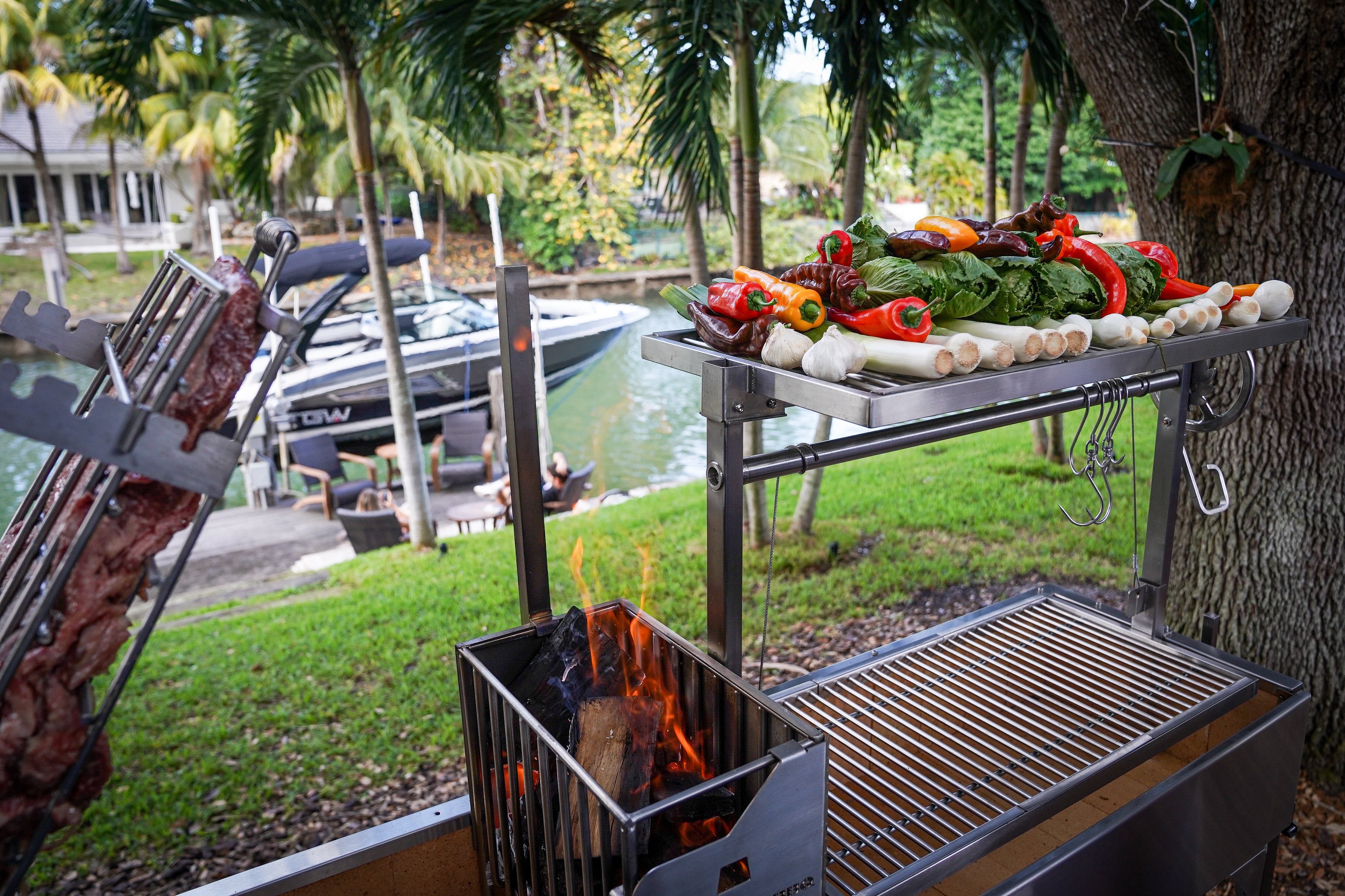 Tagwood BBQ06SS – Argentine Stainless Steel Santa Maria Grill