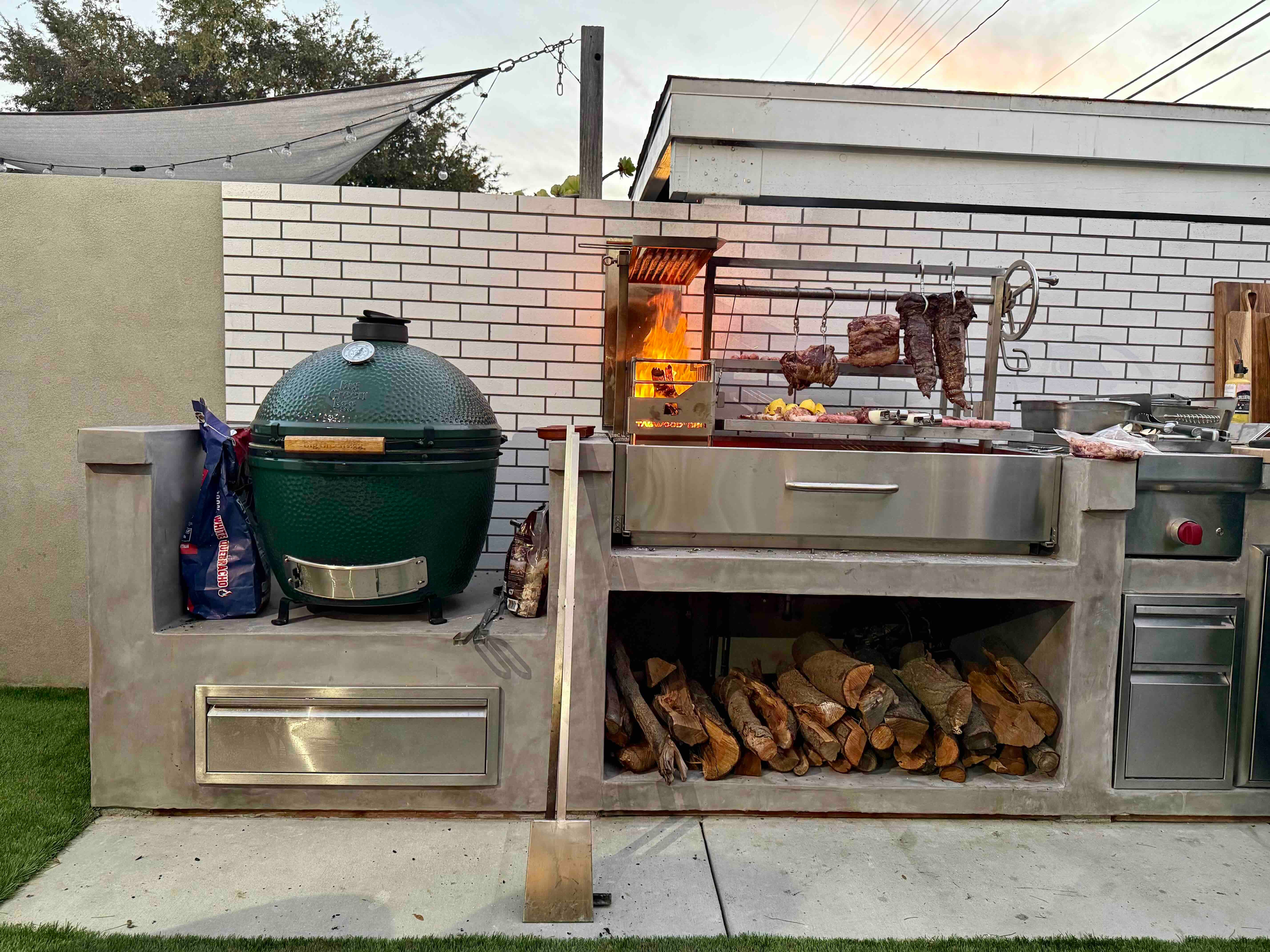 Tagwood BBQ25SS – XL Built‑In Argentine Stainless Steel Santa Maria Grill - Piratically Built