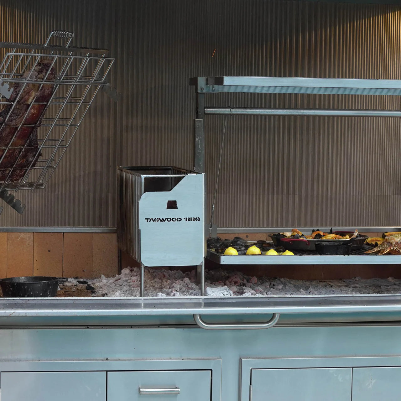 Tagwood BBQ28SS – XL Built‑In Argentine Santa Maria Grill - Piratically Built