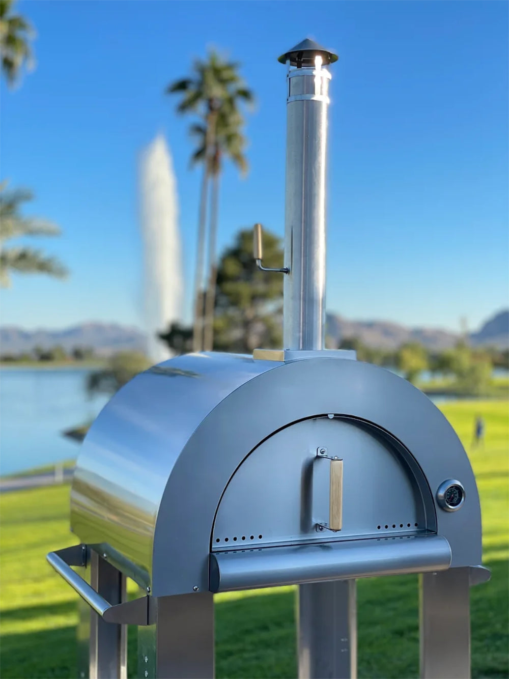 KoKoMo Grills 32-Inch Wood-Fired Pizza Oven