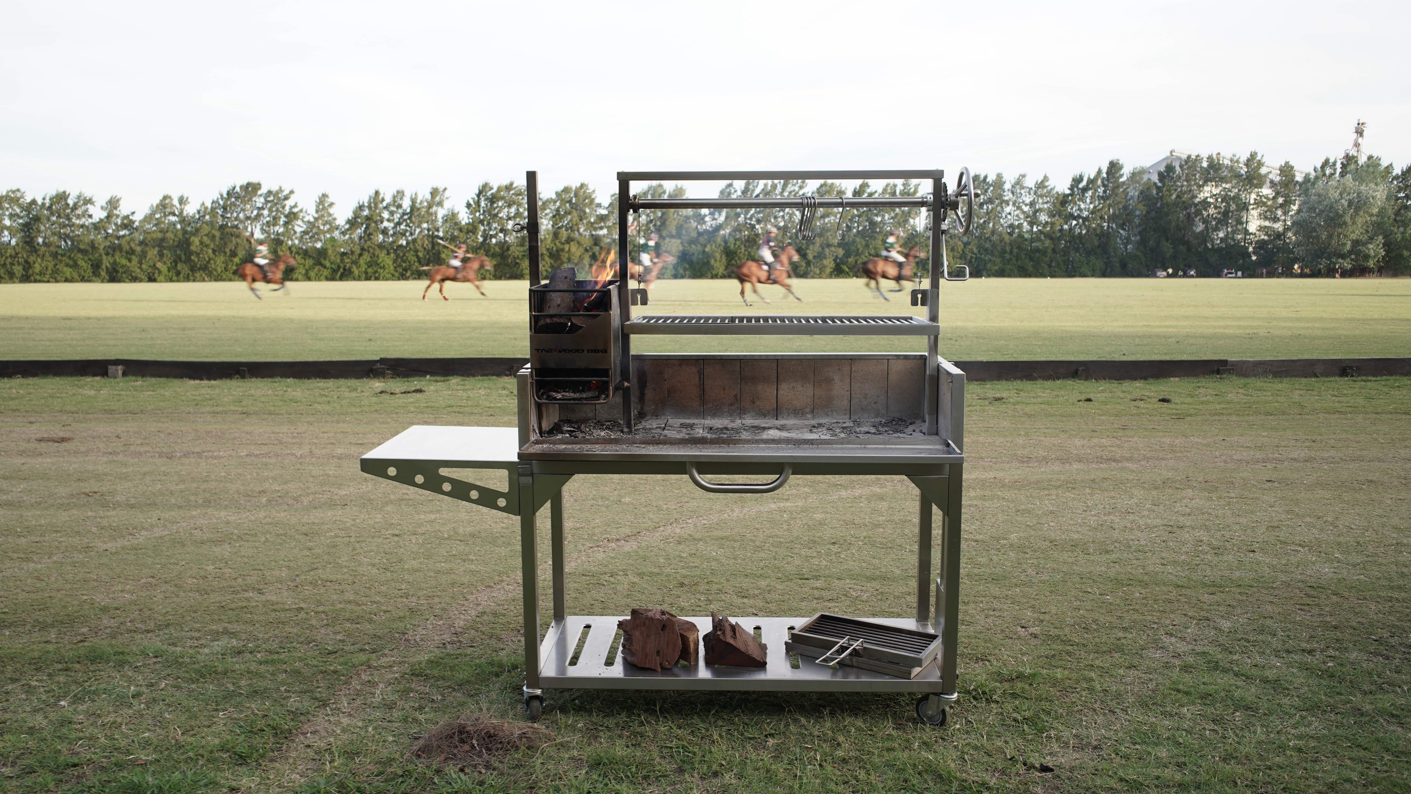 Tagwood BBQ03SS – Argentine Stainless Steel Wood & Charcoal Grill Partially Built