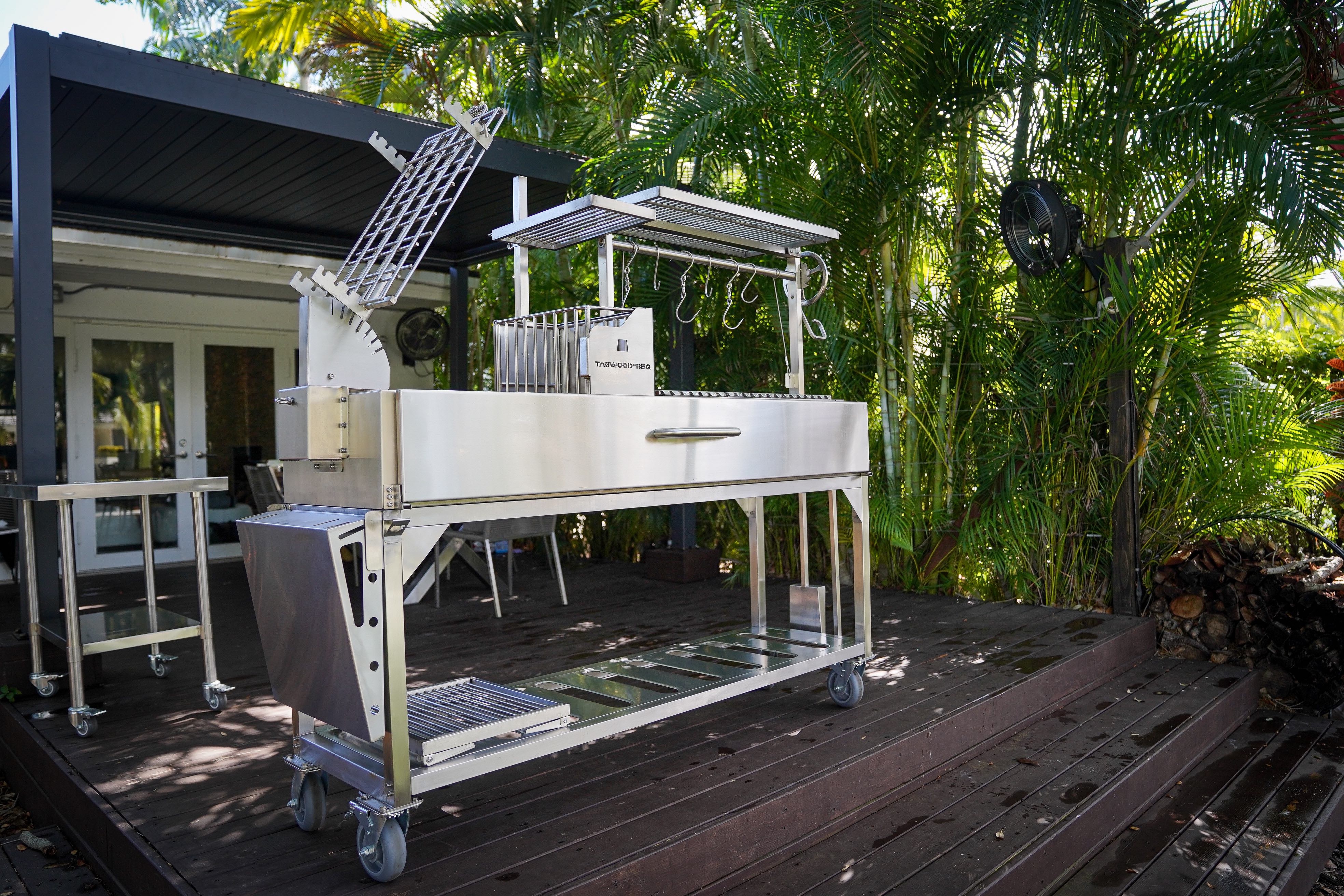 Tagwood BBQ06SS – Argentine Stainless Steel Santa Maria Grill