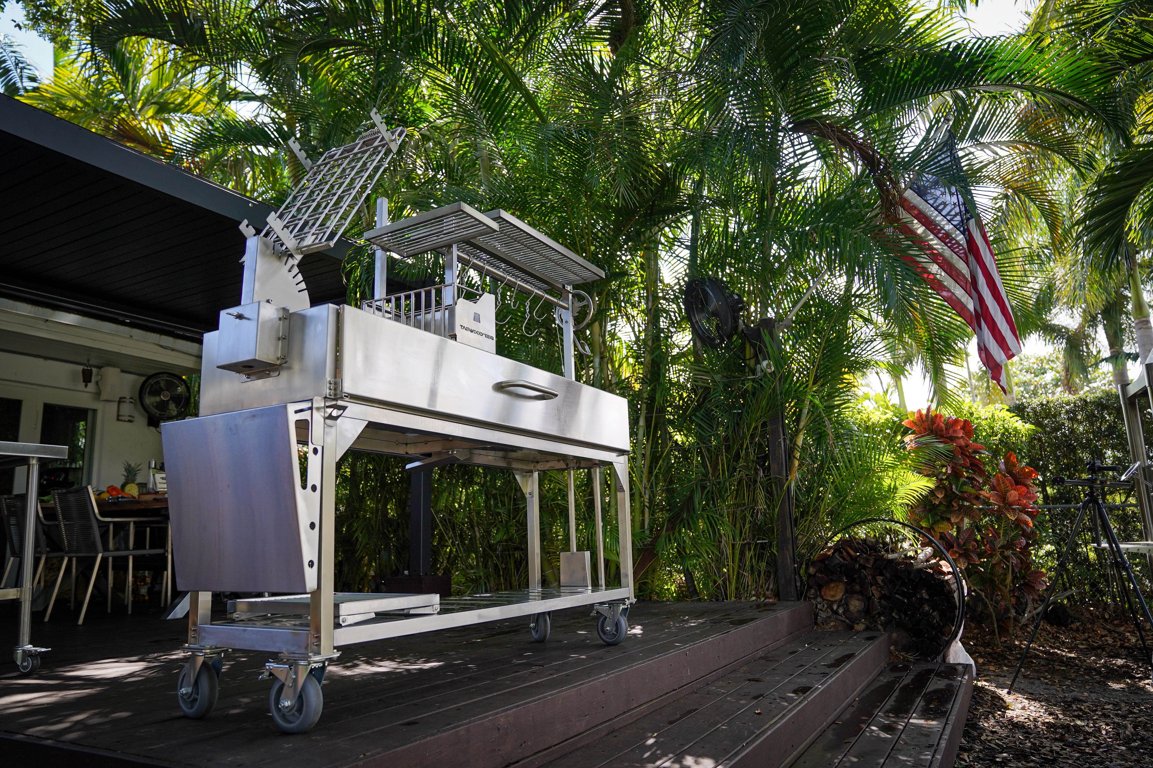 Tagwood BBQ06SS – Argentine Stainless Steel Santa Maria Grill