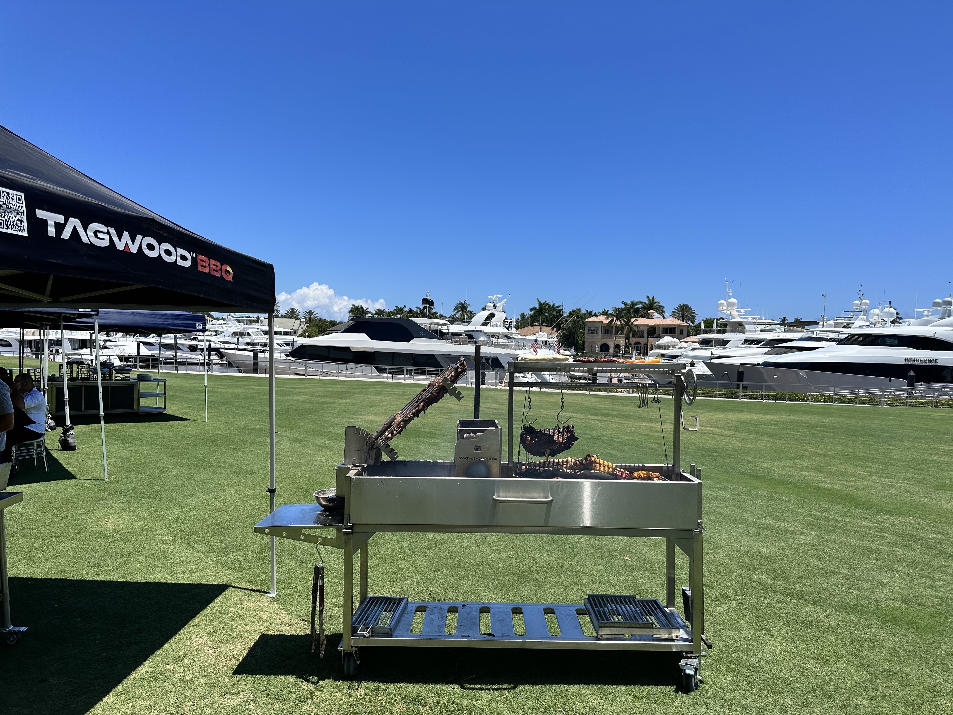 Tagwood BBQ06SS – Argentine Stainless Steel Santa Maria Grill