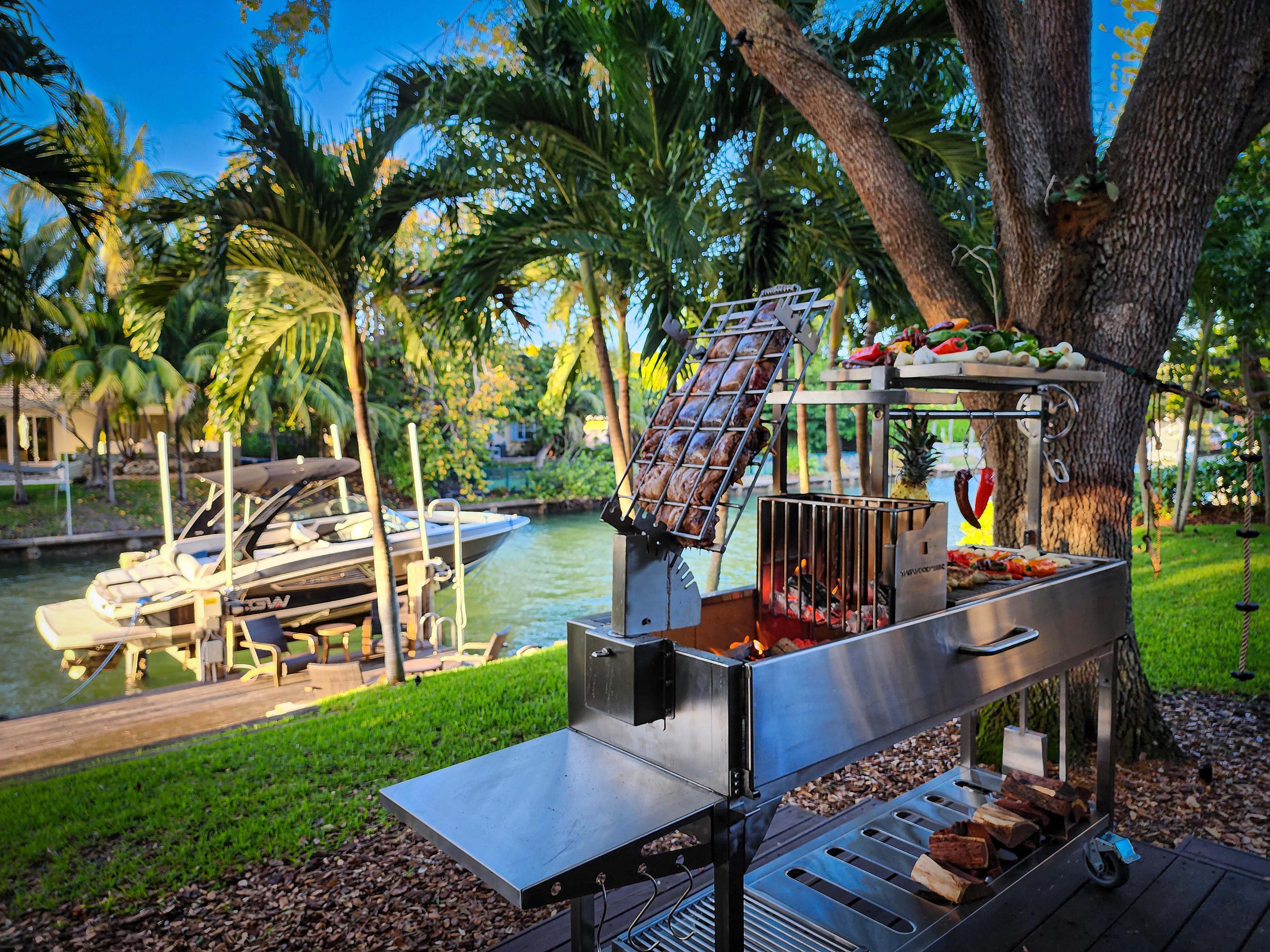 Tagwood BBQ06SS – Argentine Stainless Steel Santa Maria Grill