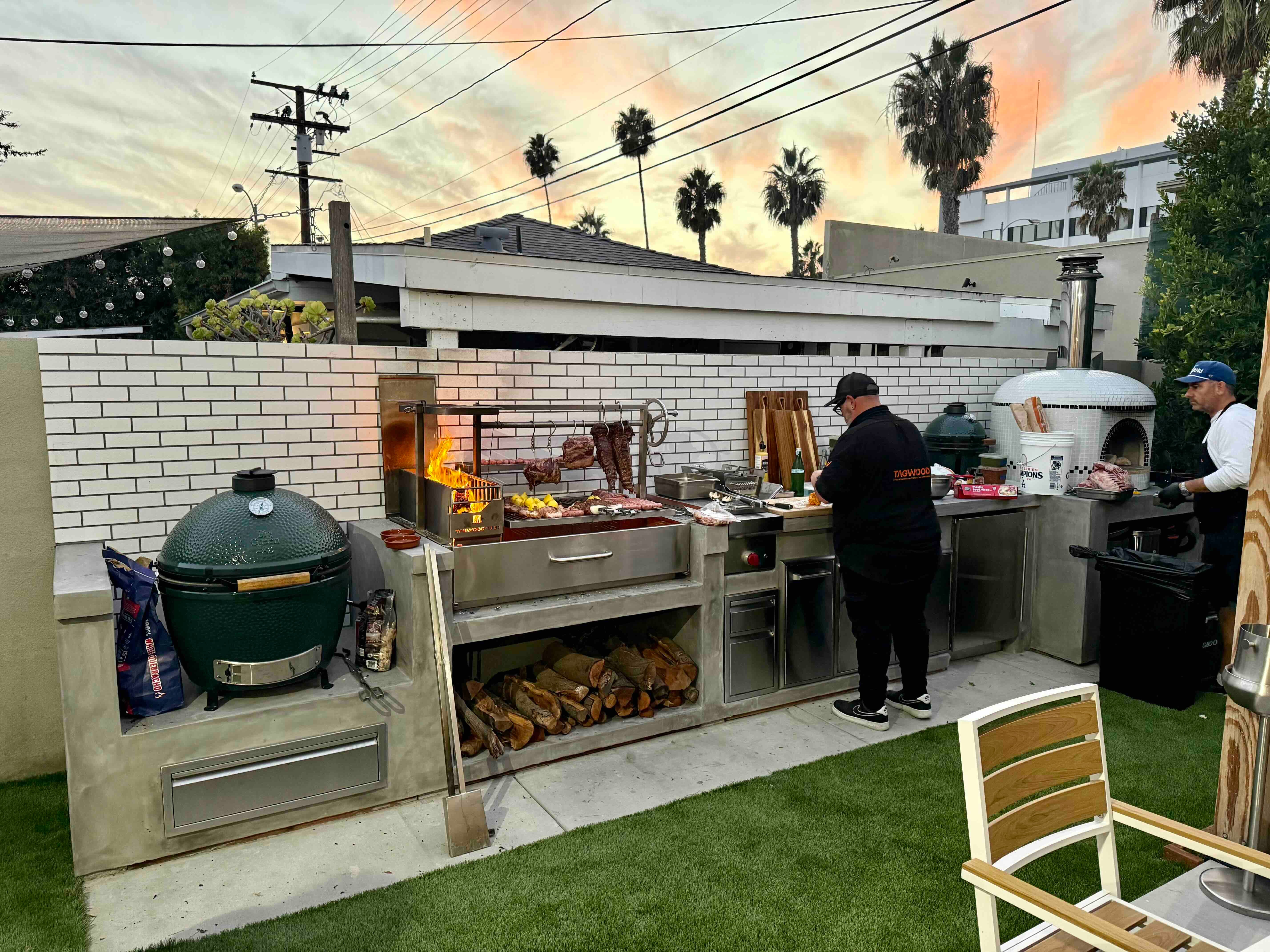 Tagwood BBQ25SS – XL Built‑In Argentine Stainless Steel Santa Maria Grill -  Piratically Built