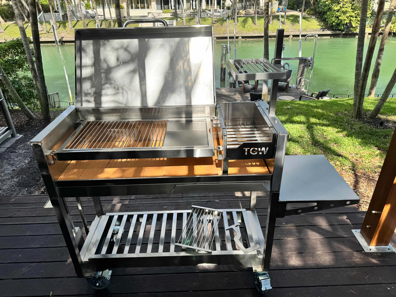Tagwood BBQ18SS – Argentine Stainless Steel Grill